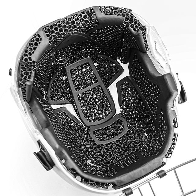 Casco da hockey su ghiaccio con fodera stampata in 3D Lattice